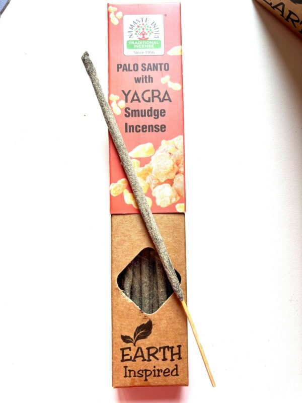Incienso Natural de Palo Santo y Yagra - Imagen 2