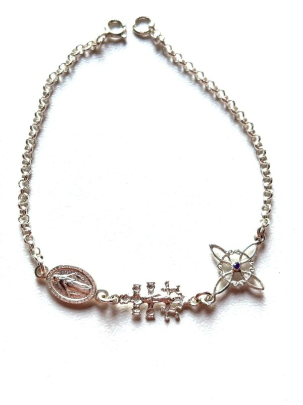 Pulsera Triple Protección - Nudo de Bruja, Cruz de Caravaca, Milagrosa de Plata