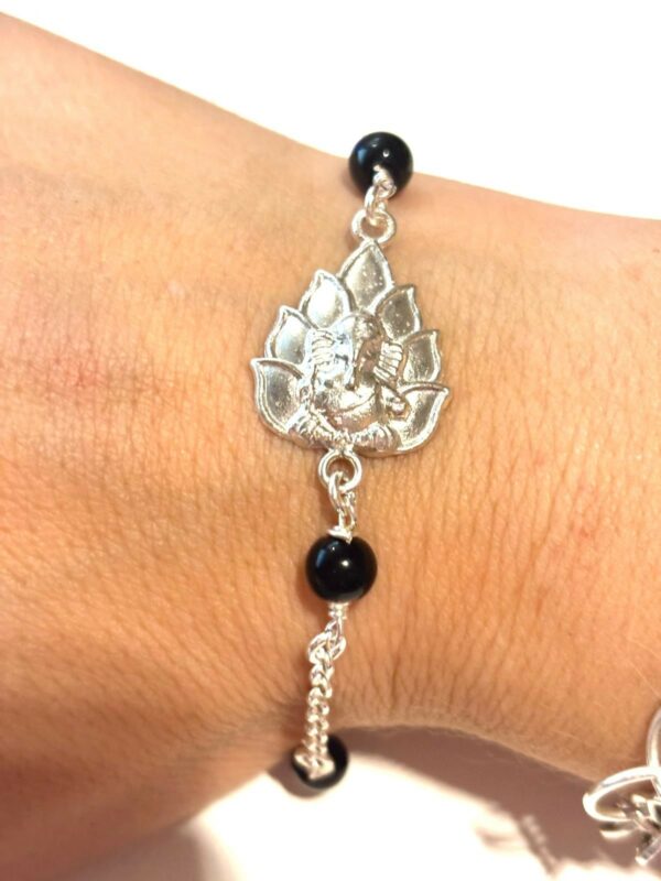 Pulsera Ganesha con Onix: Protección, Éxito y Abundancia de Plata de Ley 925 - Imagen 4