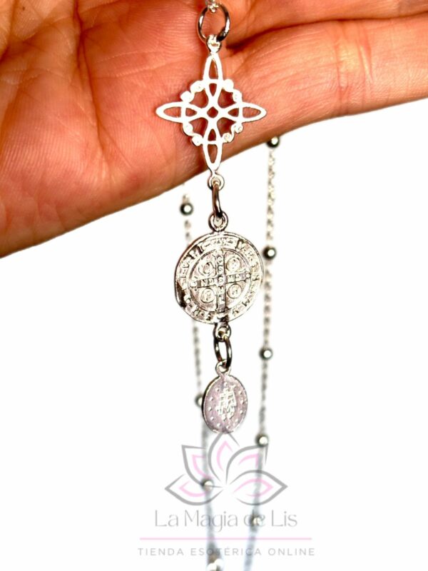 Collar Triple Protección: Nudo de Bruja, San Benito y Milagrosa Plata de Ley 925