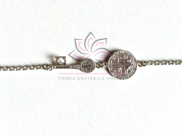 Pulsera Doble Protección Medalla y Llave San Benito de Plata de Ley 925 - Imagen 2