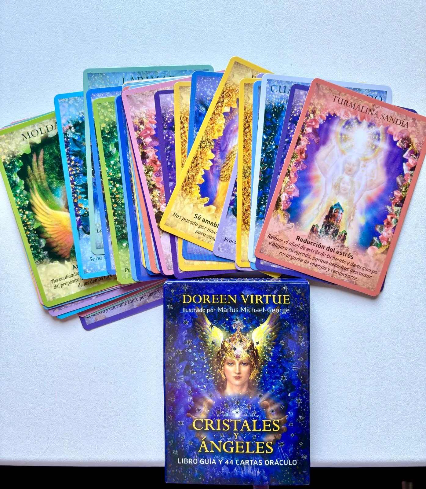 Cartas Oráculo de Cristales y Ángeles Doreen Virtue